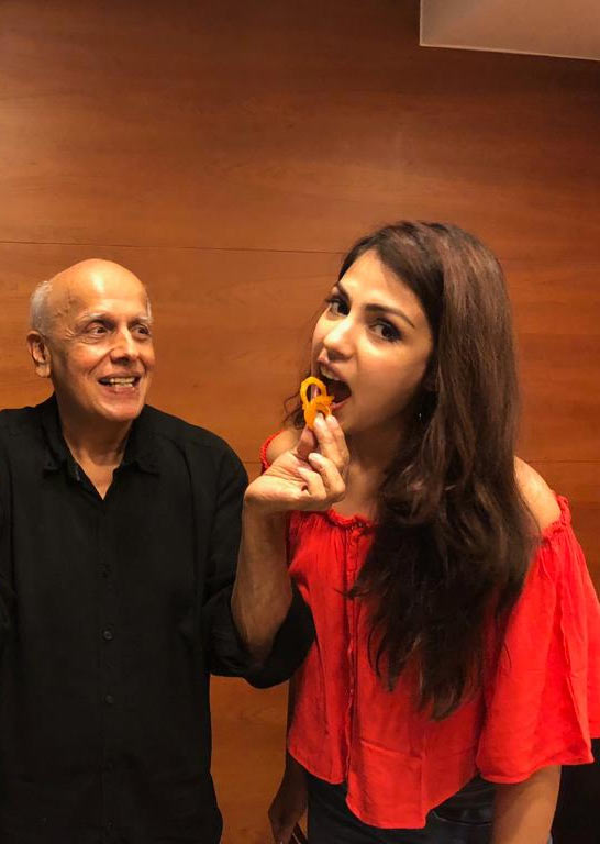 Rhea Chakraborty And Mahesh Bhatt Viral Photos