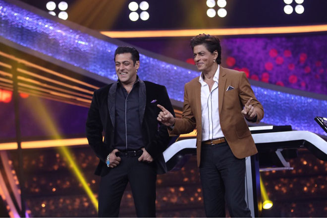 Salman Khan host Shahrukh Khan on Dus Ka Dum - Dumdaar Weekend
