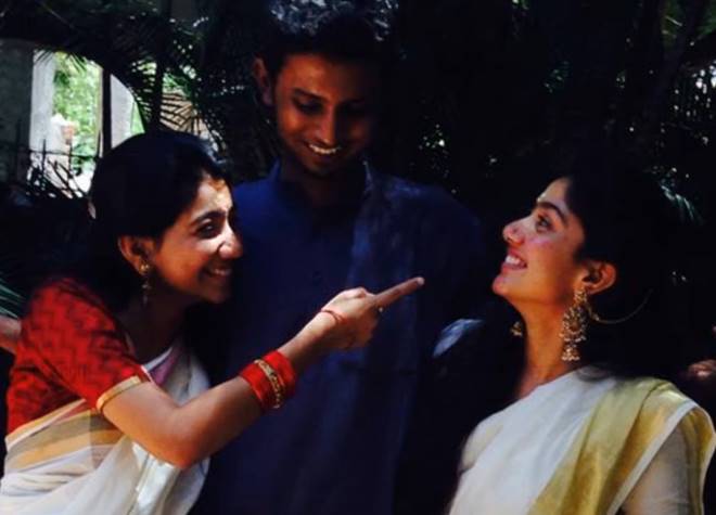 Actress Sai Pallavi Family Photos