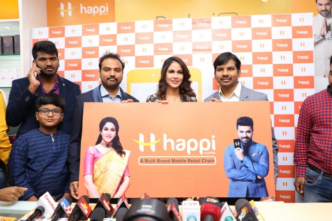 Ms.Lavanya Tripathi At Grand Launch OF Happi Mobiles At Kadiri