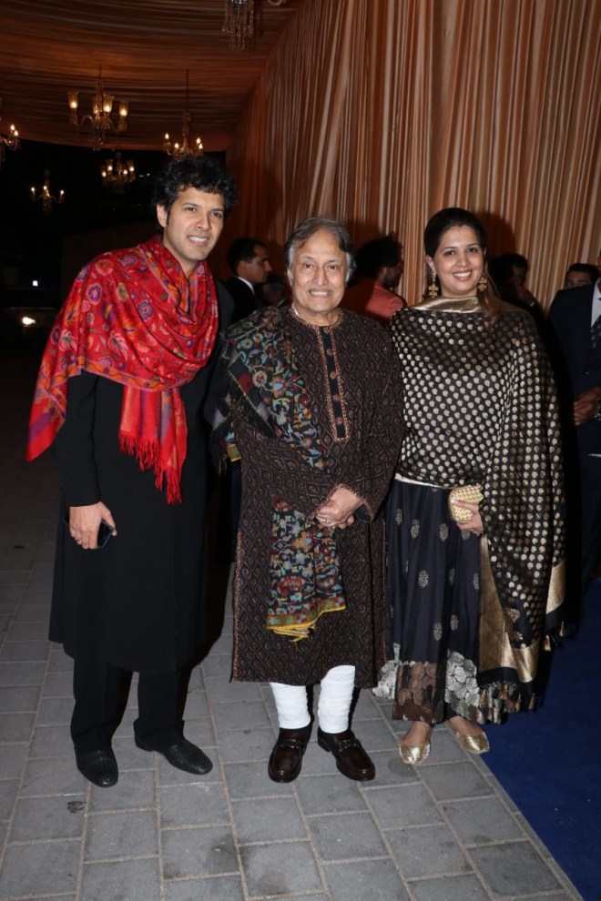 Isha Ambani & Anand Piramal Wedding Reception In Mumbai