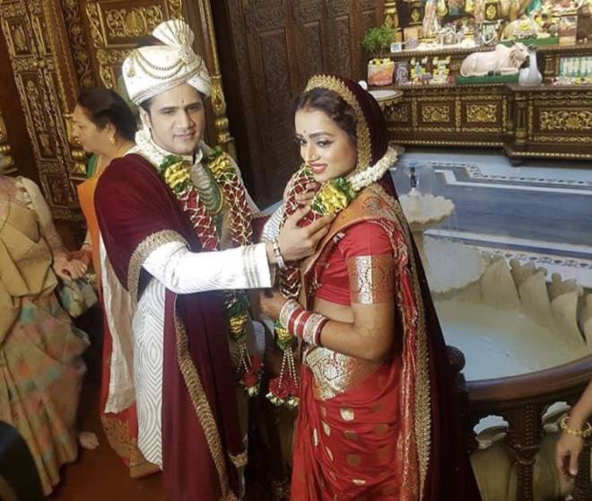 Parul Chauhan & Chirag Thakkar Wedding Photos