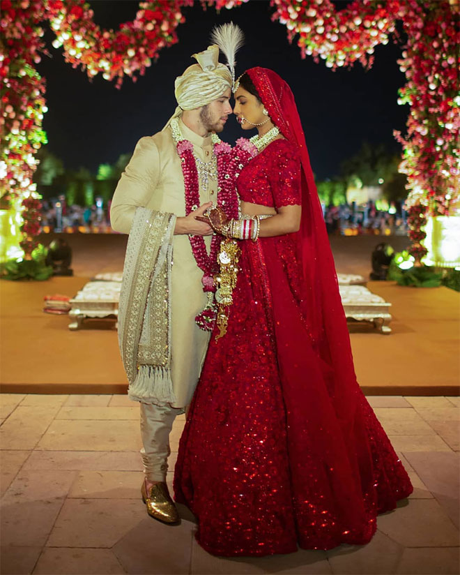 Priyanka Chopra And Nick Jonas Marriage Photos