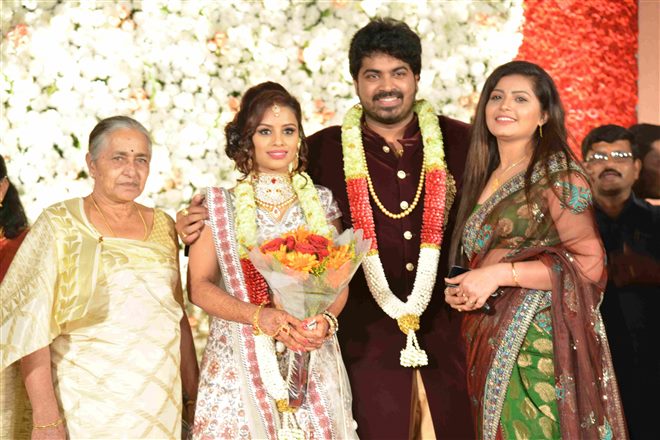 Rajahuli Fame Harsha P & Aishwarya Wedding Reception Photos