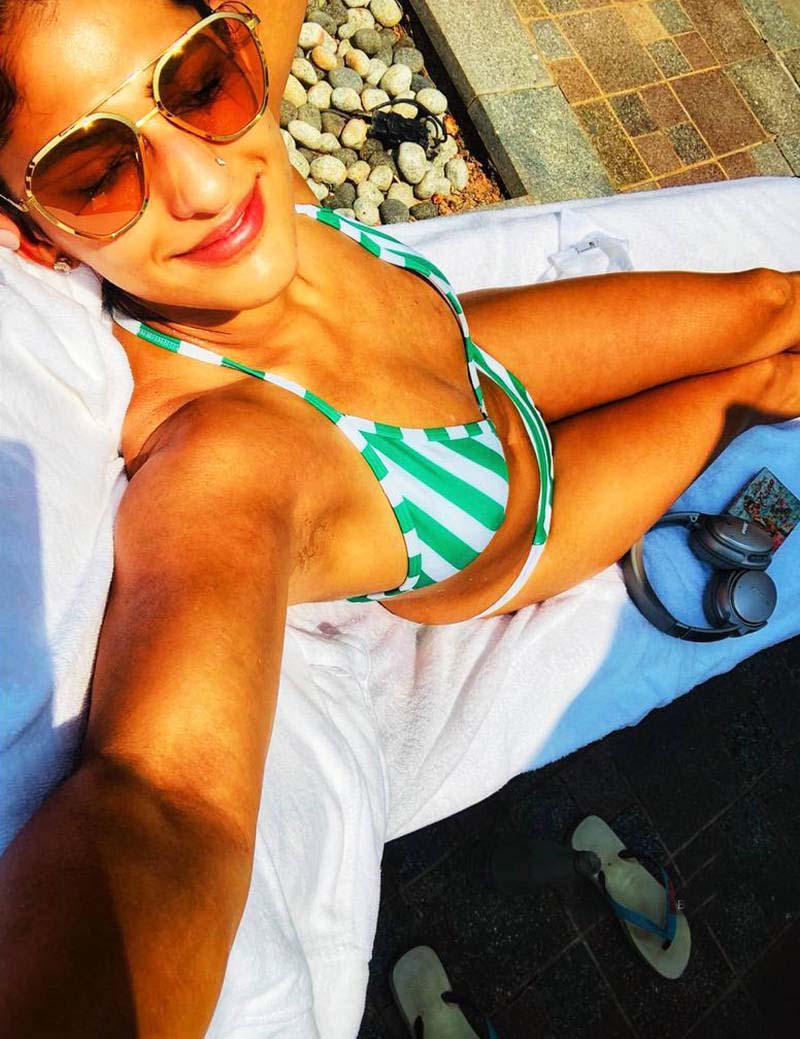 Kubra Sait Vacation Pictures From Maldives Goes Viral