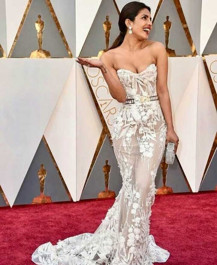 Celebs At Oscars Red Carpet 2019