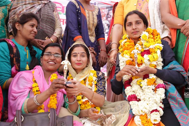 Oscar 2019 Winners Sneha And Suman Return To India