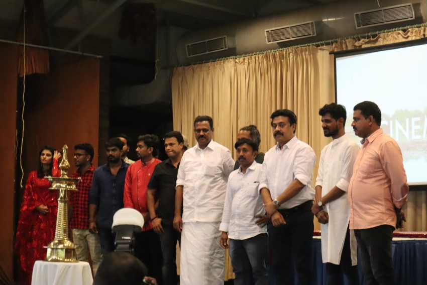 Vellakkarante Kamuki Audio Launch and Looyi Randaaman Pooja