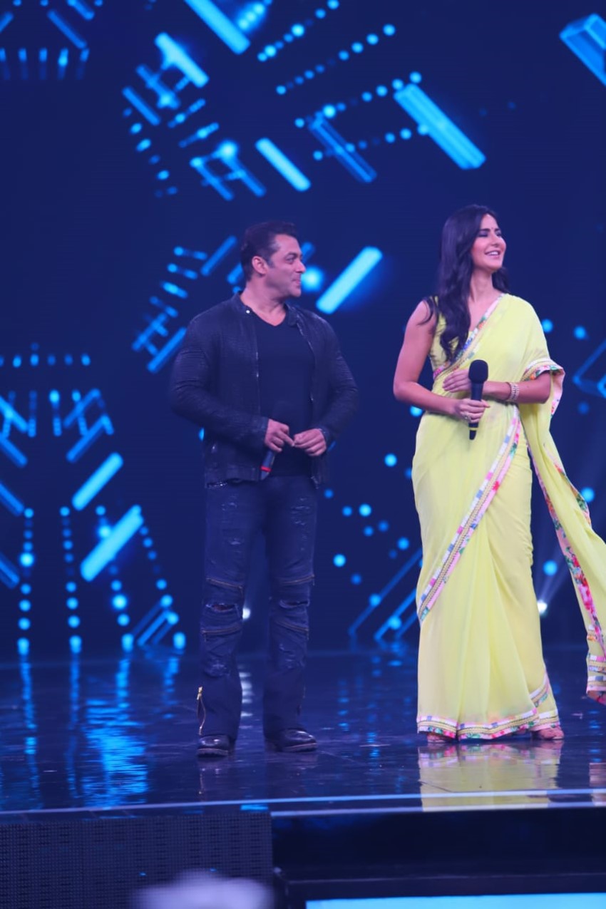Salman Khan & Katrina Kaif Promote 'Bharat' on sets of Super Dancer Chapter 3