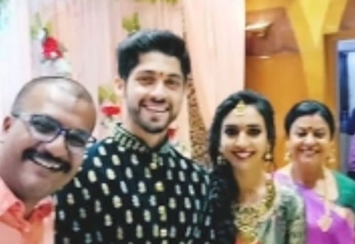 Sihi Kahi Chandru Daughter Hitha Daughter Engagement Photos