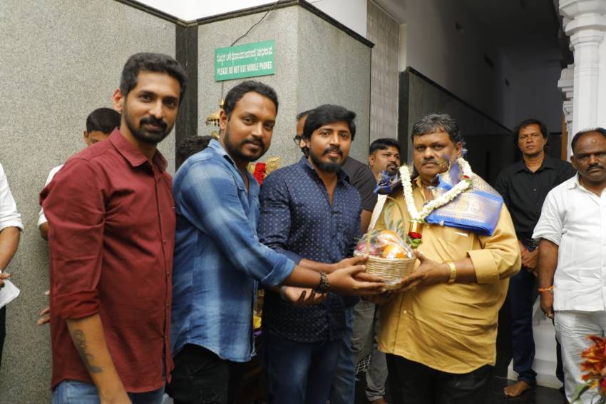 Actress Aishani Shetty And Gultoo Naveen New Movie Pooja