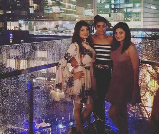 Shruti Daughter Gowri Unseen Photos