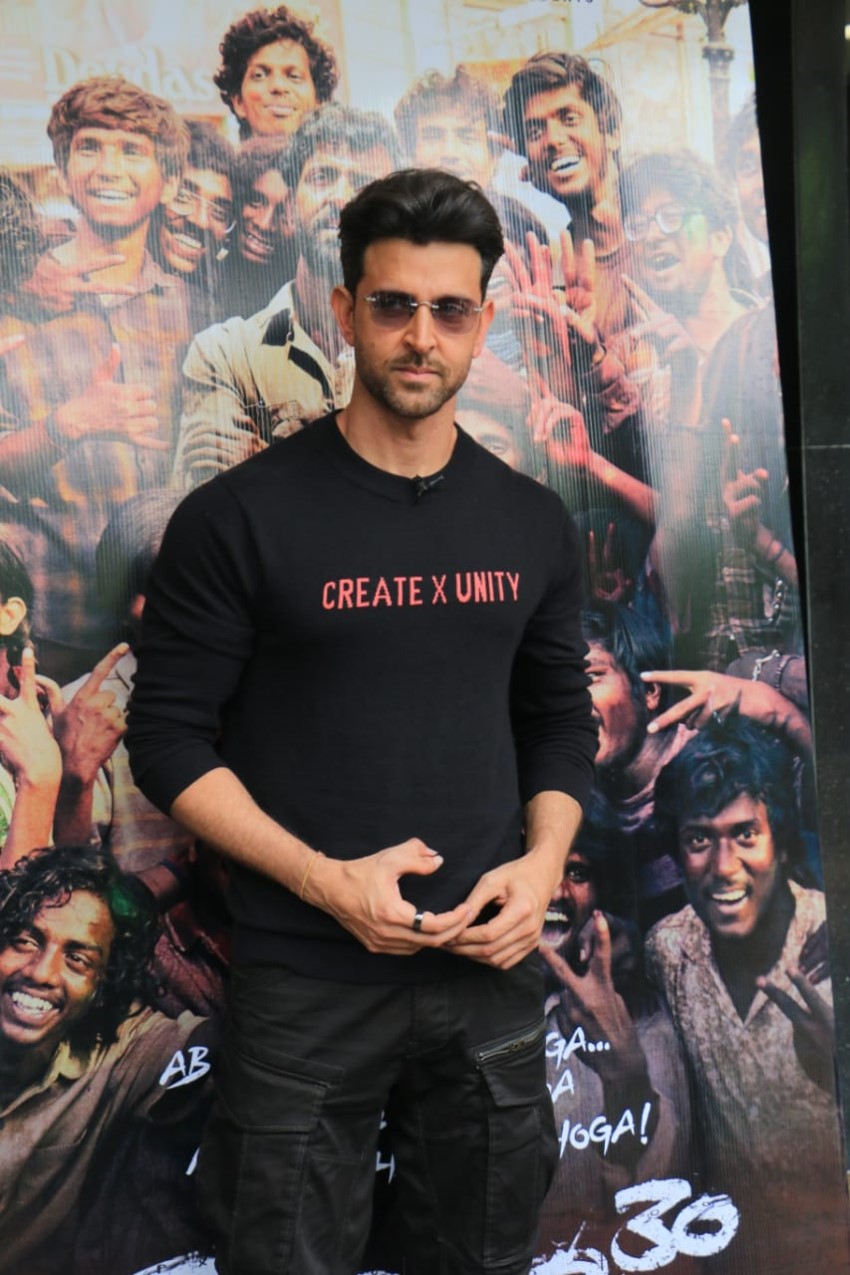 Hrithik Roshan and Mrunal Thakur spotted promoting their film Super 30