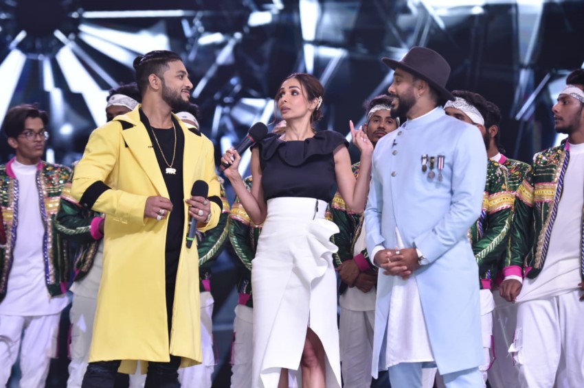 Malaika Arora & Badshah snapped on the sets of Dance India Dance