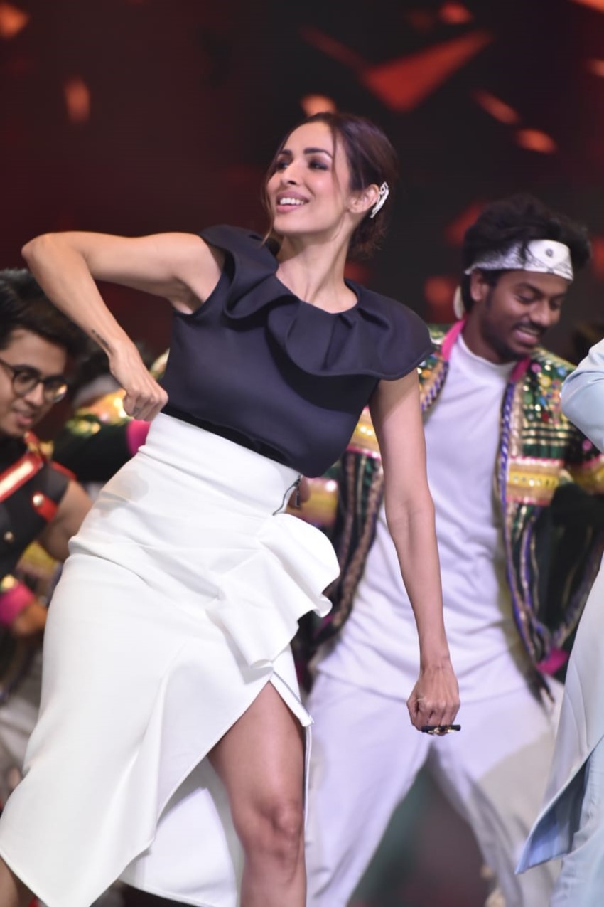 Malaika Arora & Badshah snapped on the sets of Dance India Dance