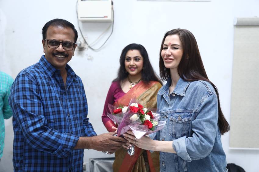 Karoline Kamakshi Web Series Pooja