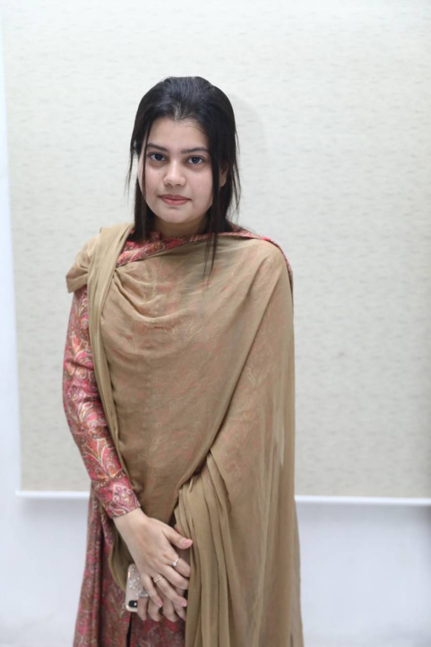 Karoline Kamakshi Web Series Pooja