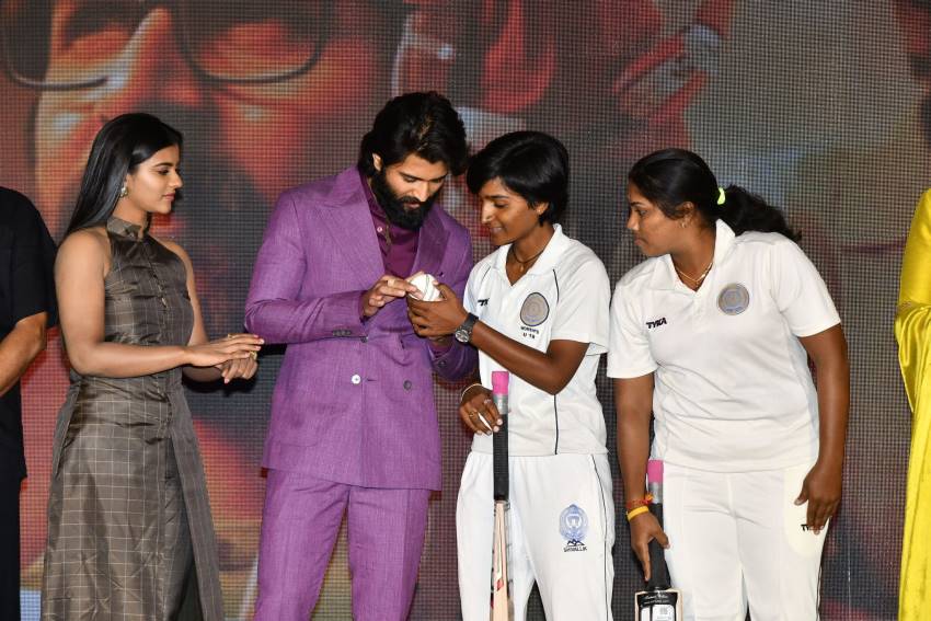 Kousalya Krishnamurthy Movie Pre Release