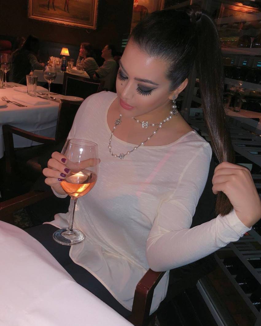 Sanjay Dutt's Daughter Trishala Dutt Unseen Photos