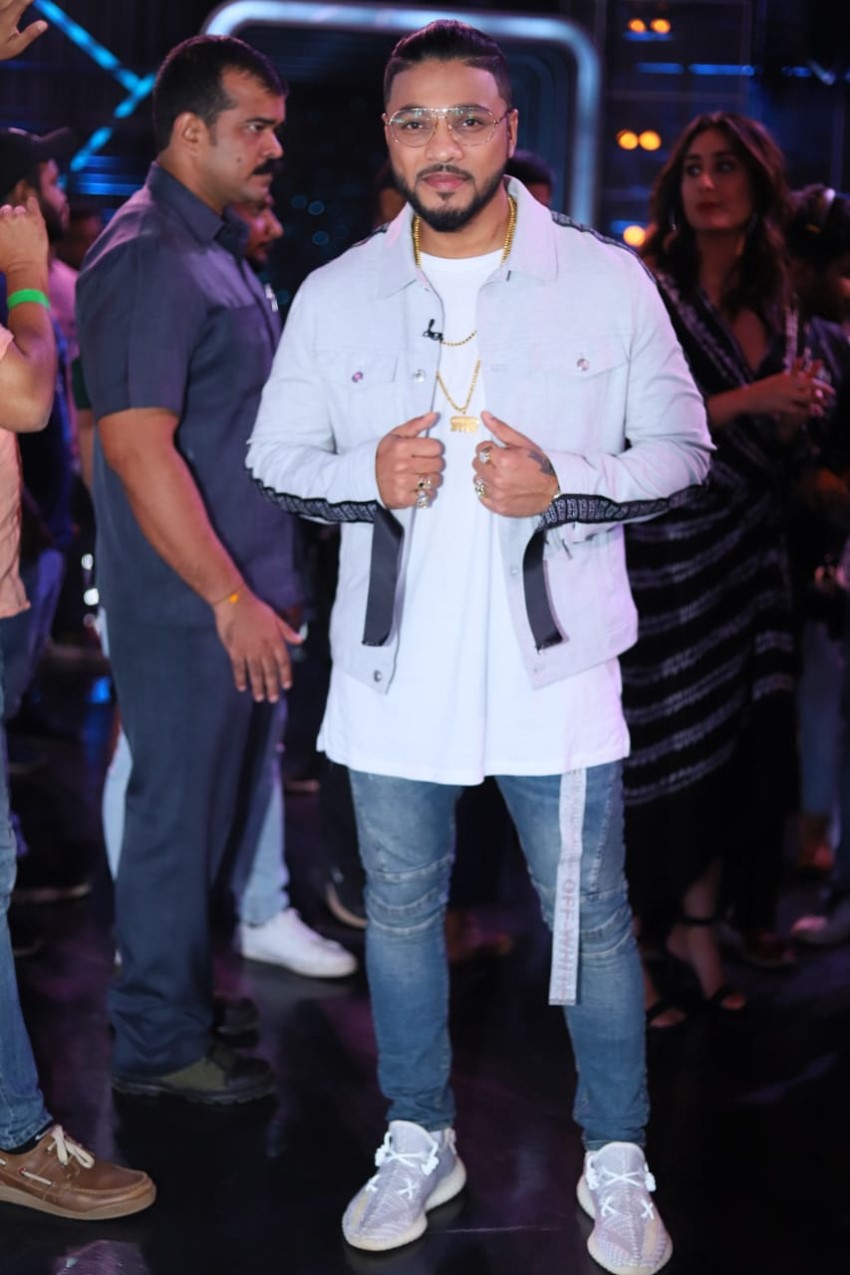 Sunny Deol & Karan Deol snapped on the sets of Dance India Dance