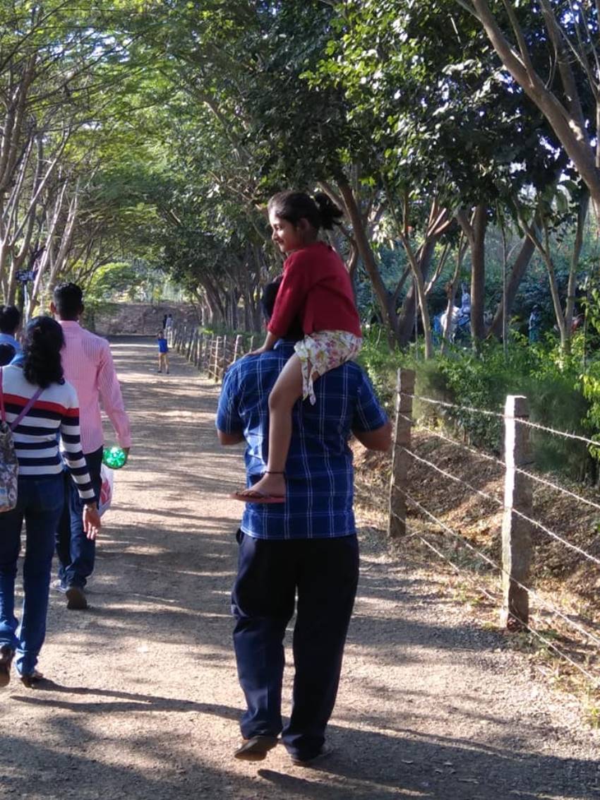 Child Artist Sharvari Unseen Photos