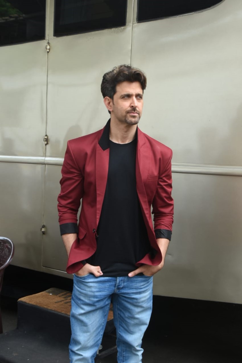 Hrithik Roshan, Tiger Shroff & Vaani Kapoor promote 'War' on the sets of The Kapil Sharma Show