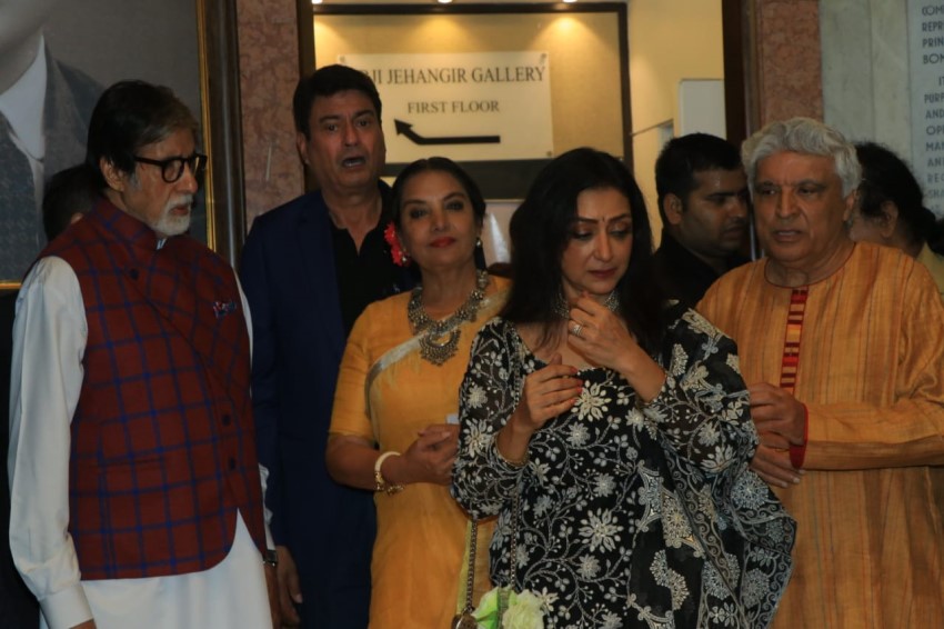 Amitabh Bachchan, Jaya Bachchan, Javed Akhtar & others At Aditya Singh's Exhibition Inauguration