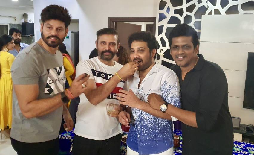 Bigg Boss Telugu Season1 Winner Siva Balaji Birthday Celebration Photos