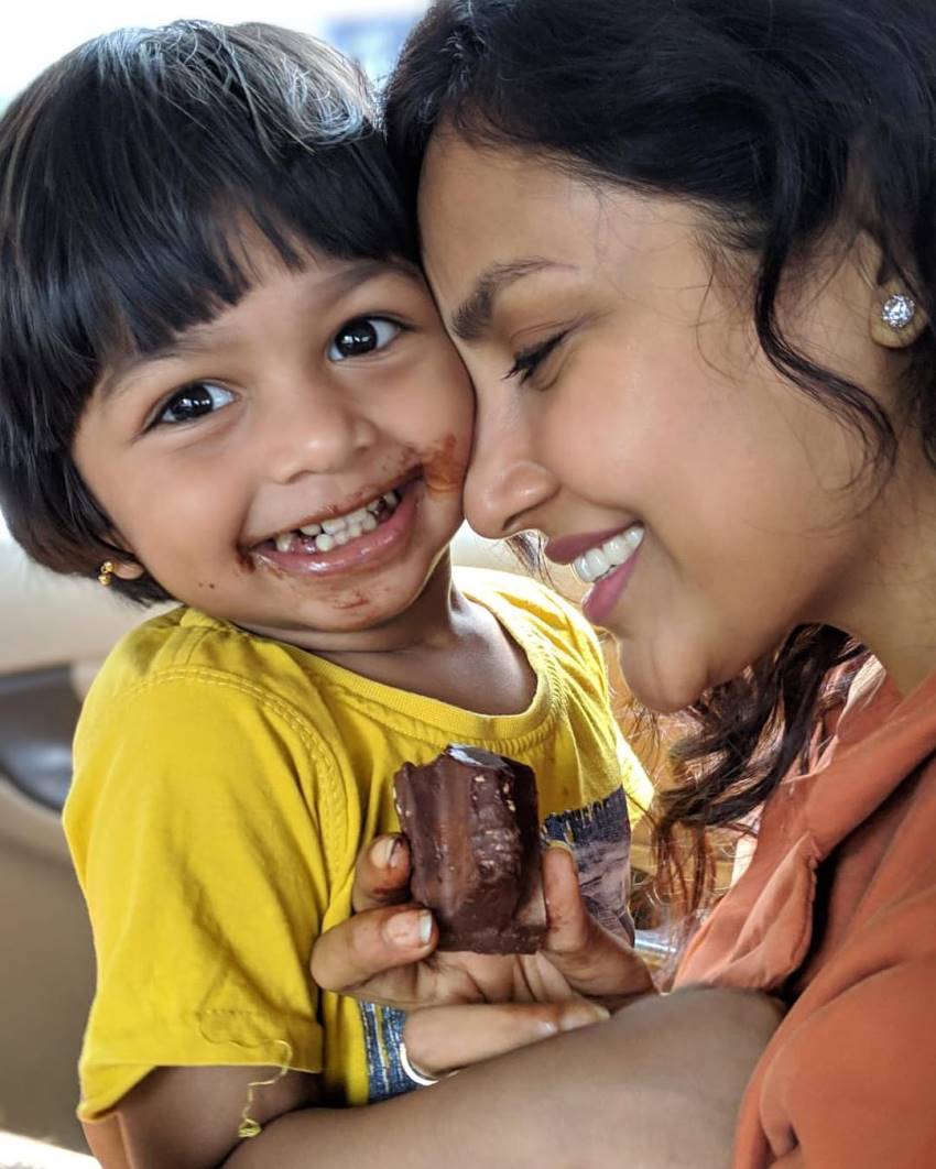 Priya Anand Family unseen rare Photos