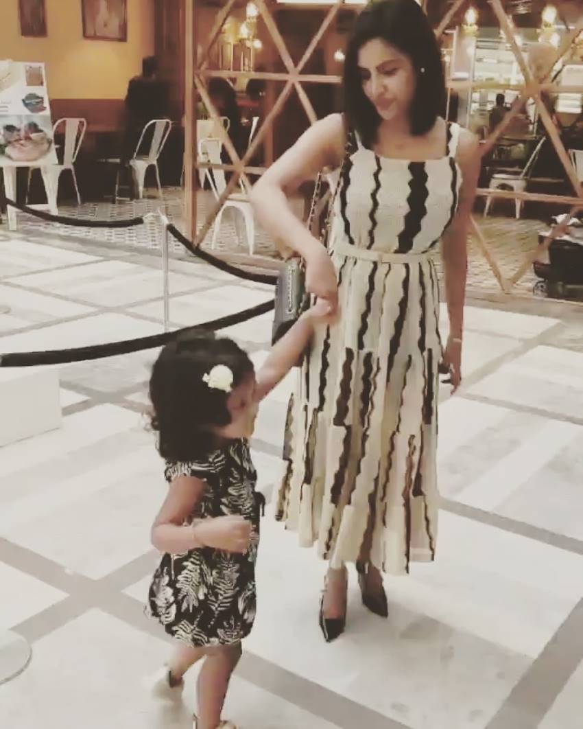 Priya Anand Family unseen rare Photos