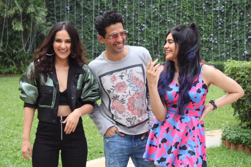 Adah Sharma, Gulshan Devaiah & Angira Dhar snapped promoting the film 'Commando 3'