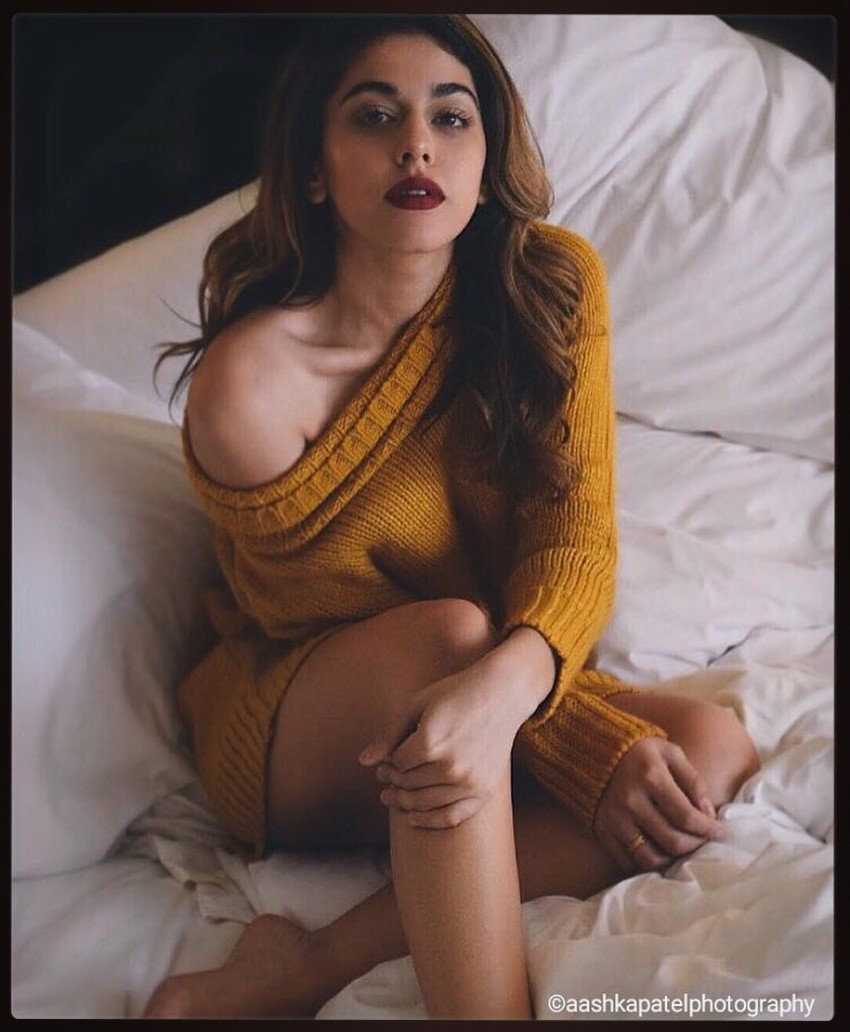 Alaia Furniturewalla Photos, Pooja Bedi Daughter Makes Her Debut Opposite Saif Ali Khan