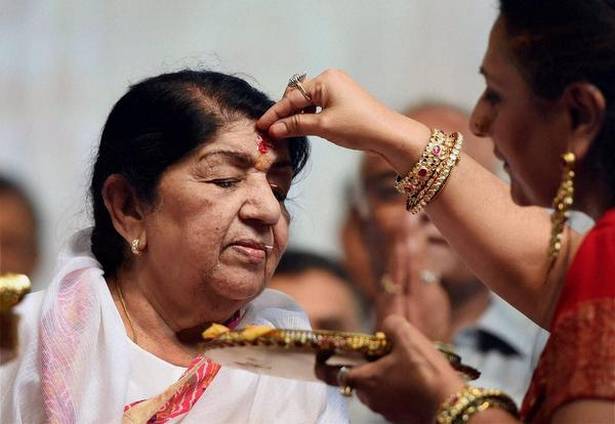 Lata Mangeshkar Unseen Photos