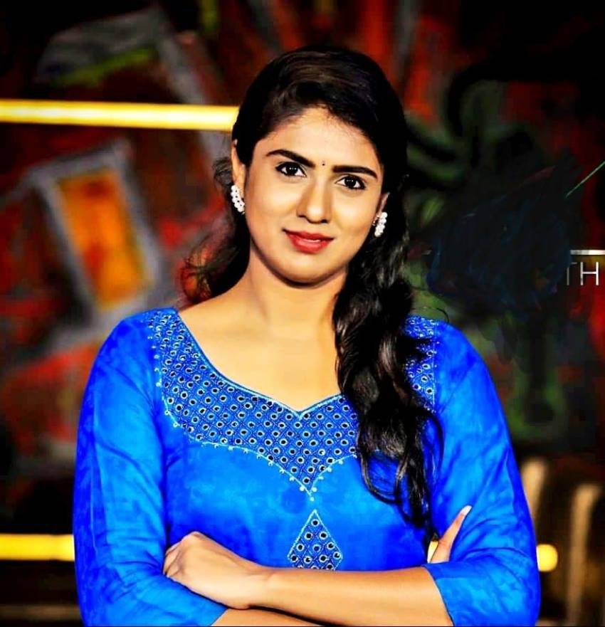 Bigg Boss Kannada Season 7 Contestant Chaithra Kotoor Unseen And Rare Photos