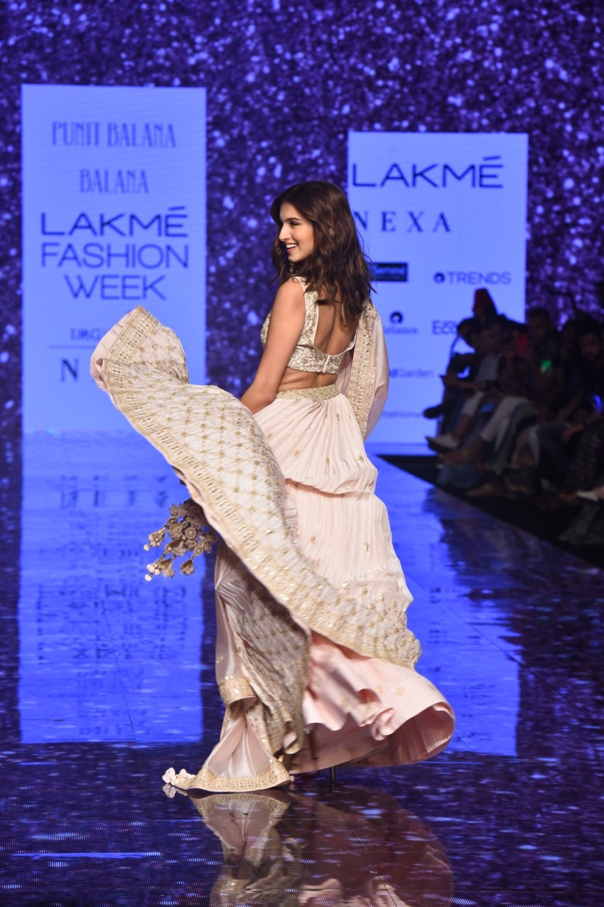 Tara Sutaria walks the Ramp at Lakme Fashion Week 2020
