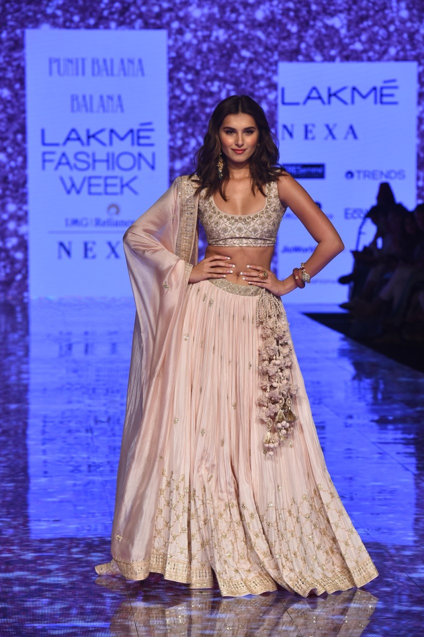 Tara Sutaria walks the Ramp at Lakme Fashion Week 2020