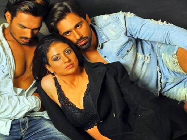 Cricketer Mohammed Shami’s wife Hasin Jahan Latest Photoshoot Goes viral on Internet