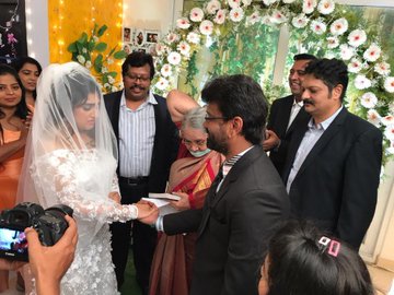 Vanitha Vijayakumar and Peter Paul Wedding Photos