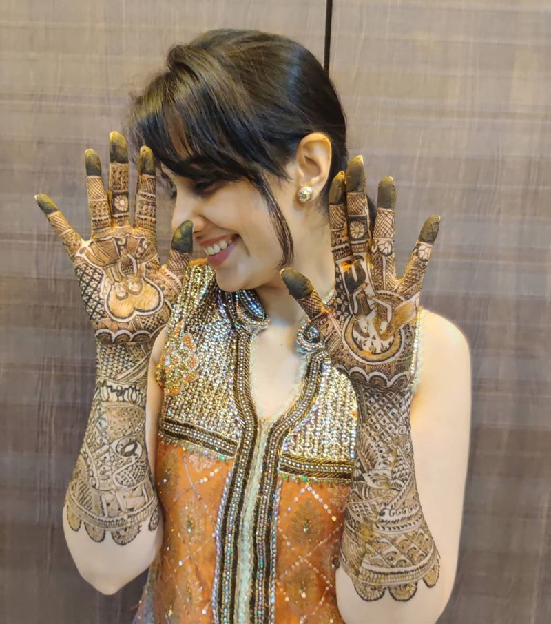 Bigg Boss Marathi contestant Sai Lokur engagement