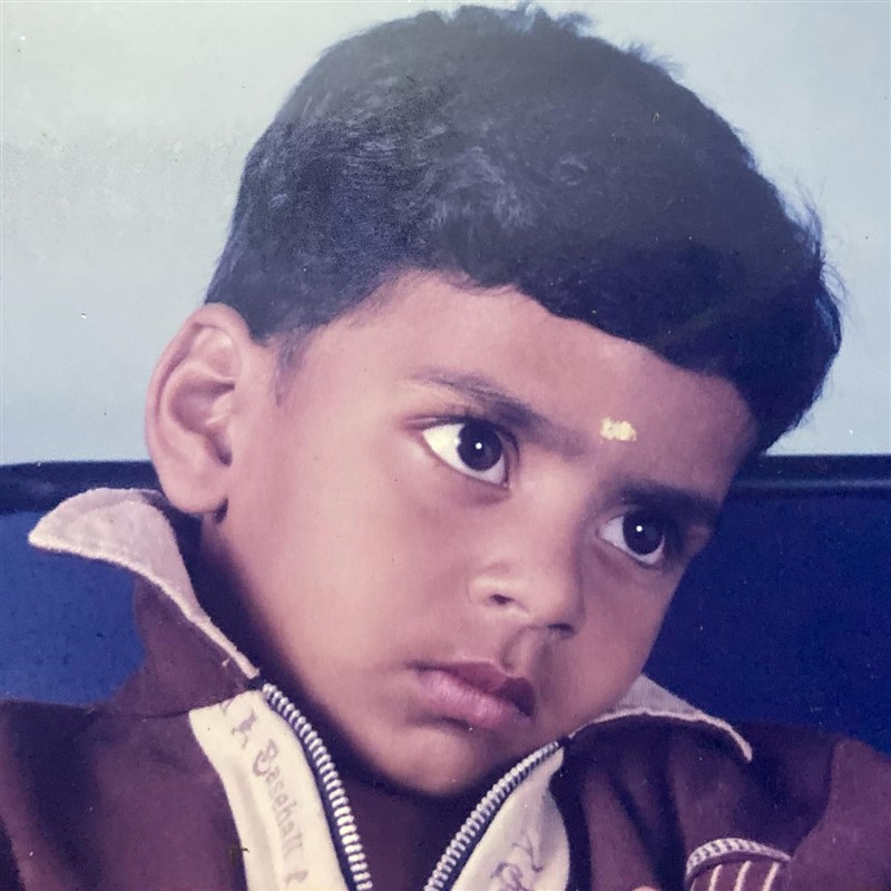 Bigg BossTamil Season 4 Contestant Balaji Murugadoss Unseen And Family Photos