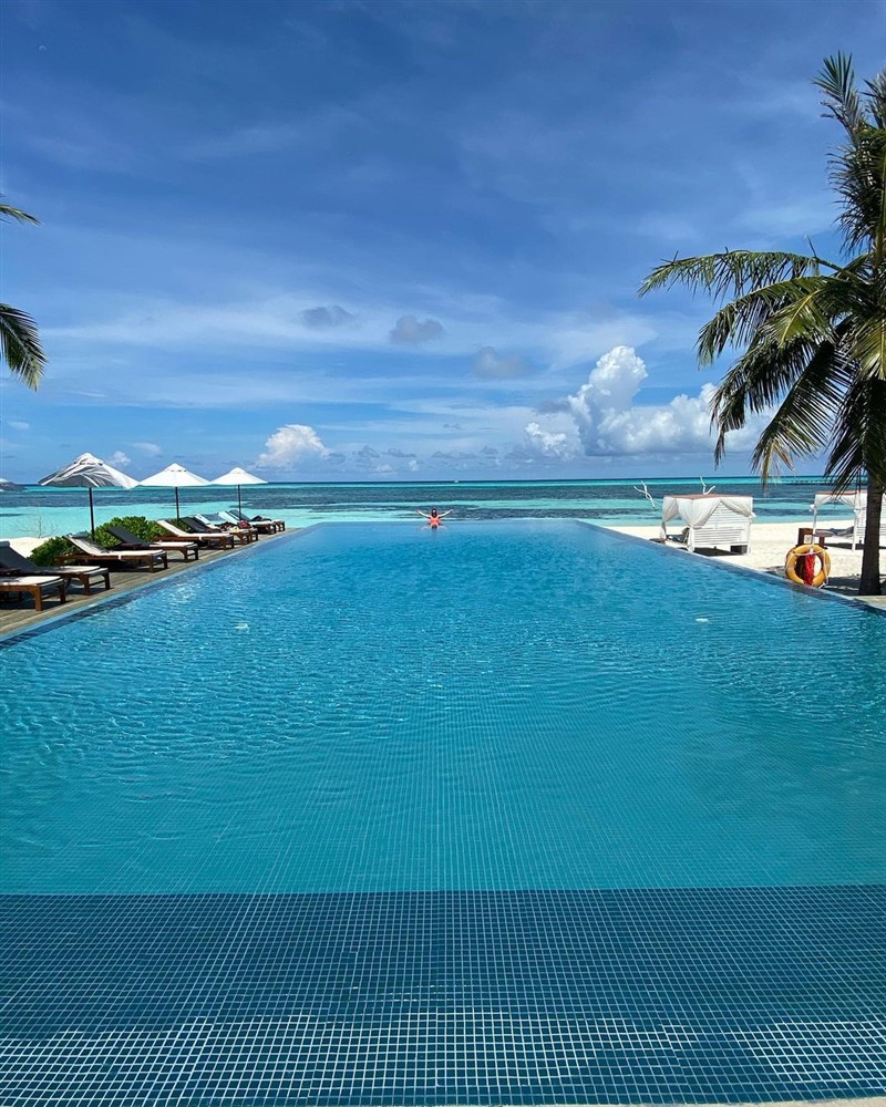 Rakul Preet Singh 2020 South Atoll Dhidhoofinolhu Maldives Vacation Photos