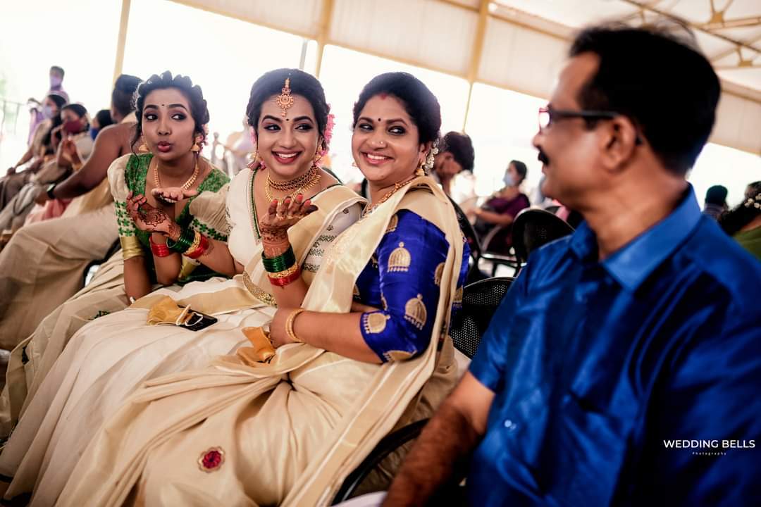 Saranya Anand And Manesh Wedding