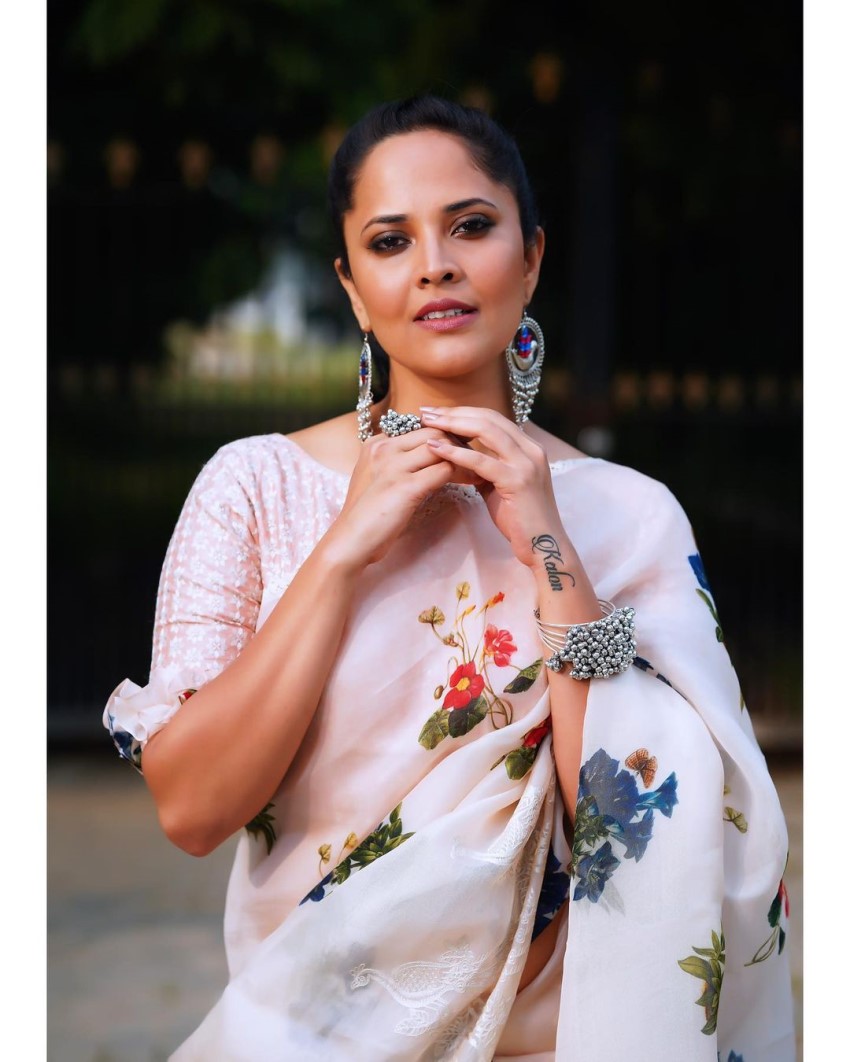 Anasuya Bharadwaj జబర్దస్త్‌లో అదరగొట్టిన రంగమ్మత్త.. మీరెప్పుడూ చూడని హాట్ ఫోటోలు వైరల్‌గా