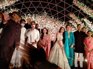DK Shivakumar Daughter Aishwarya & Amartya Hegde Wedding Reception