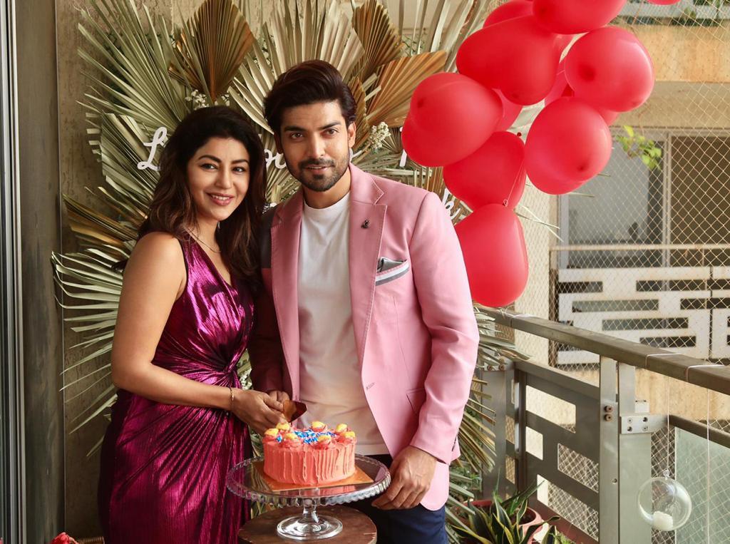 Gurmeet Choudhary and Debolina Banerjee celebrates Valentine's Day 2021