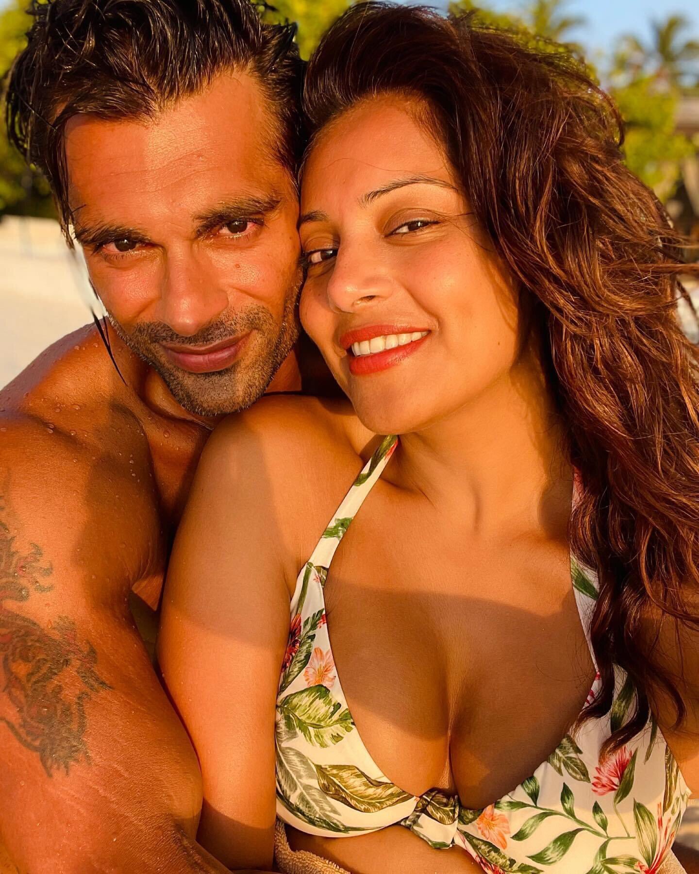 Bipasha Basu Enjoy Holiday With Her Husband Karan Grover In Maldives