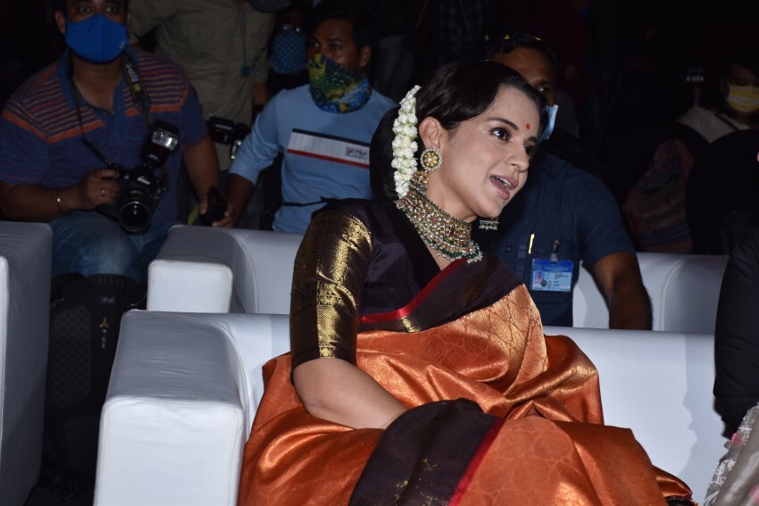 Kangana Ranaut & Others At The Trailer Launch Of Thalaivi