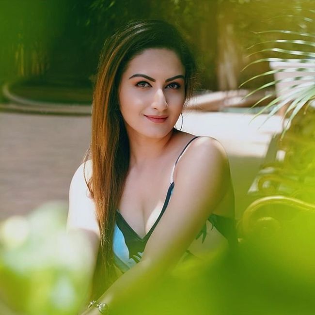 Zaara Yesmin Latest Hot Photo Shoot