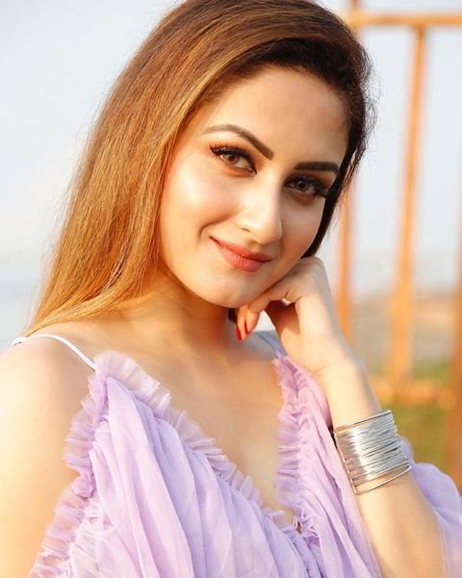 Zaara Yesmin Latest Hot Photo Shoot