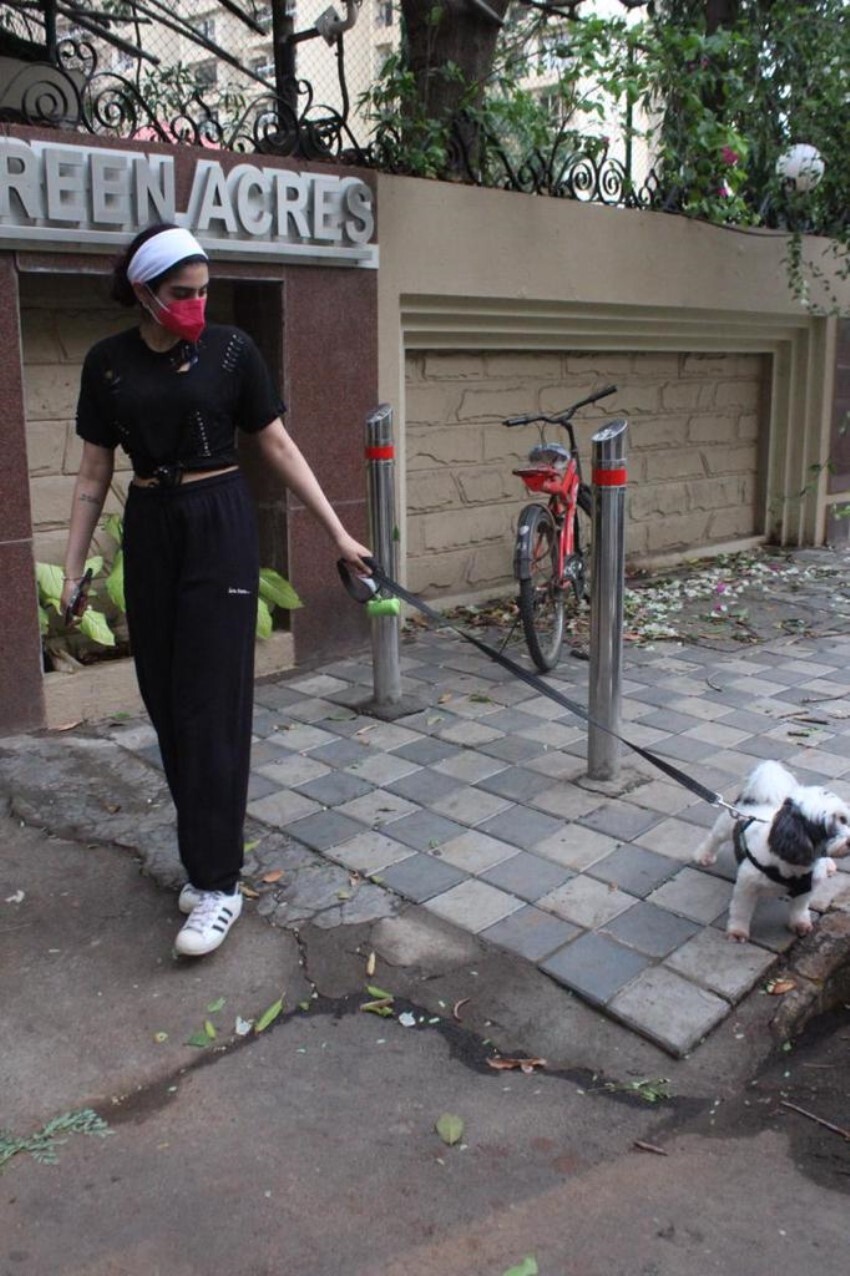 Khushi Kapoor snapped at evening walk with her pet